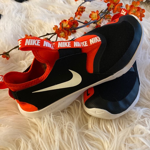 NIKE Flexrunner shoes - Picture 9 of 12